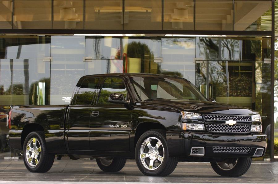  Chevrolet Silverado Intimidator SS 2006 года  (фото 16 из 18)